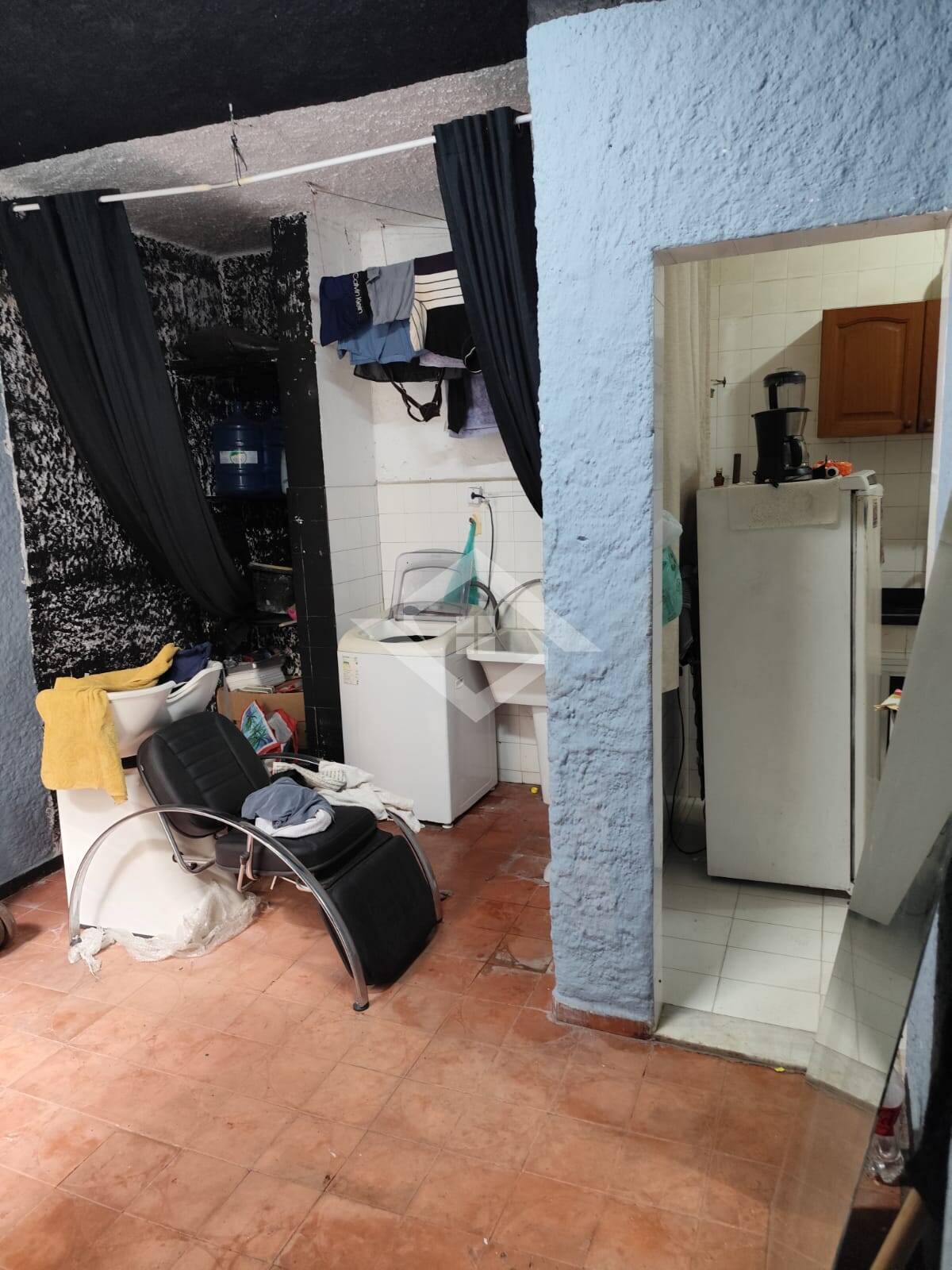 Apartamento à venda com 2 quartos, 70m² - Foto 4
