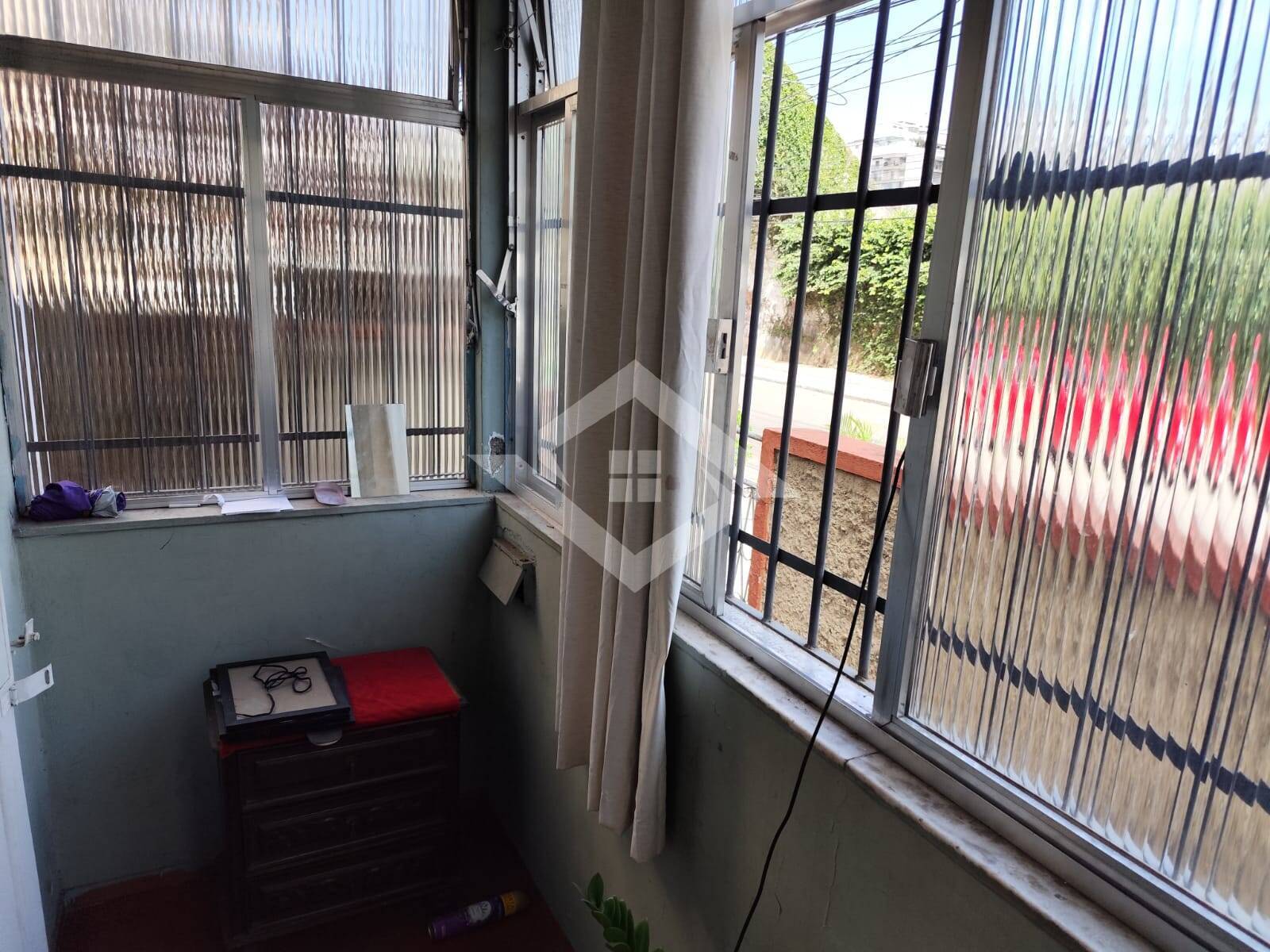 Apartamento à venda com 2 quartos, 70m² - Foto 13