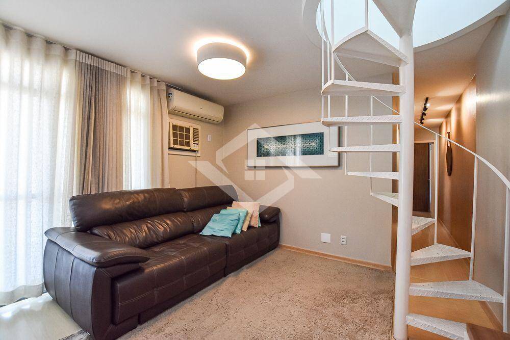 Cobertura à venda com 3 quartos, 200m² - Foto 3