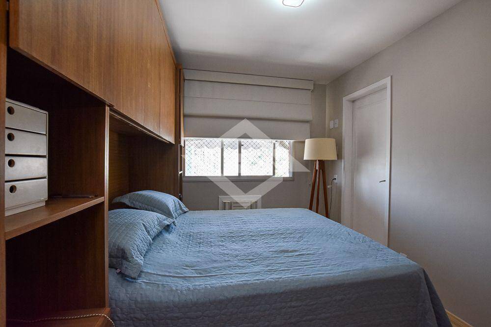 Cobertura à venda com 3 quartos, 200m² - Foto 6