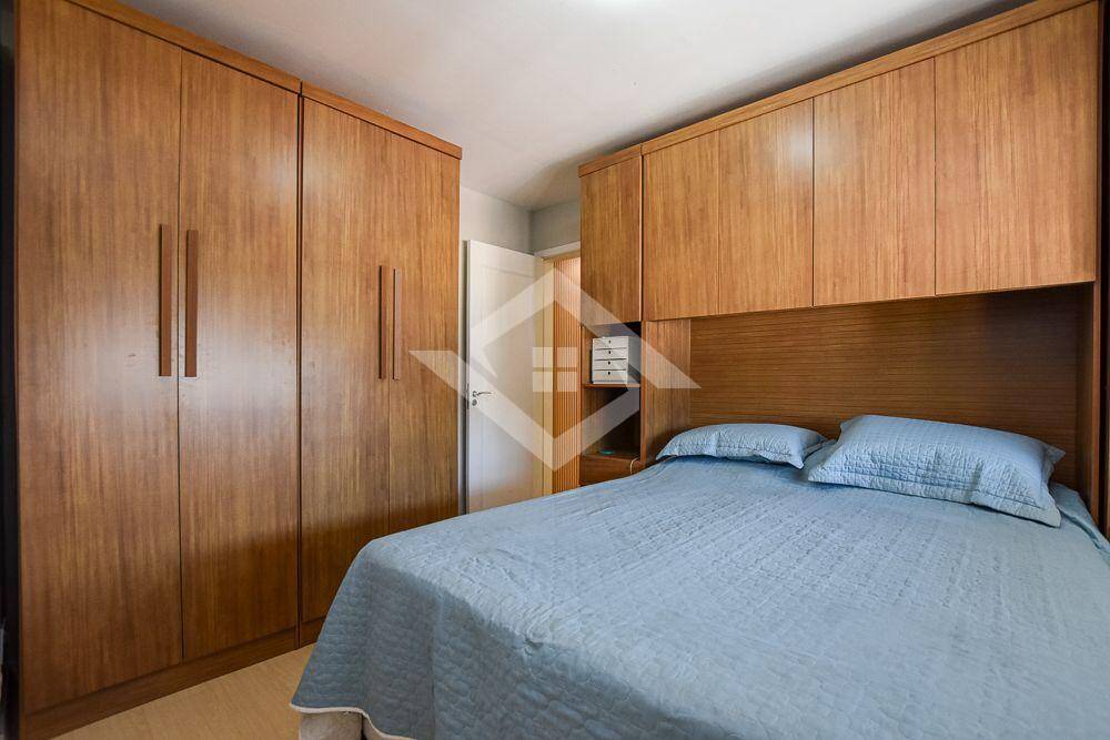 Cobertura à venda com 3 quartos, 200m² - Foto 7