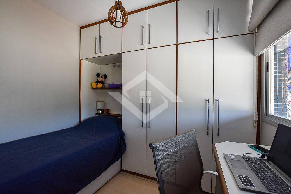 Cobertura à venda com 3 quartos, 200m² - Foto 13