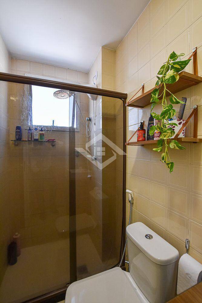 Cobertura à venda com 3 quartos, 200m² - Foto 14