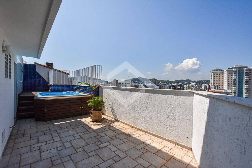 Cobertura à venda com 3 quartos, 200m² - Foto 18