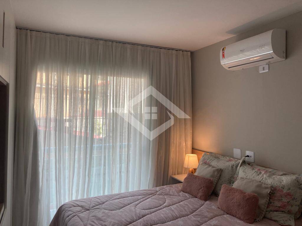 Casa à venda com 2 quartos, 114m² - Foto 4