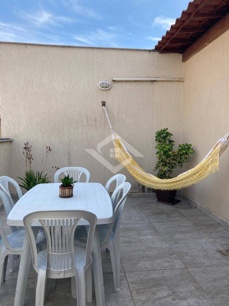 Casa à venda com 2 quartos, 114m² - Foto 3