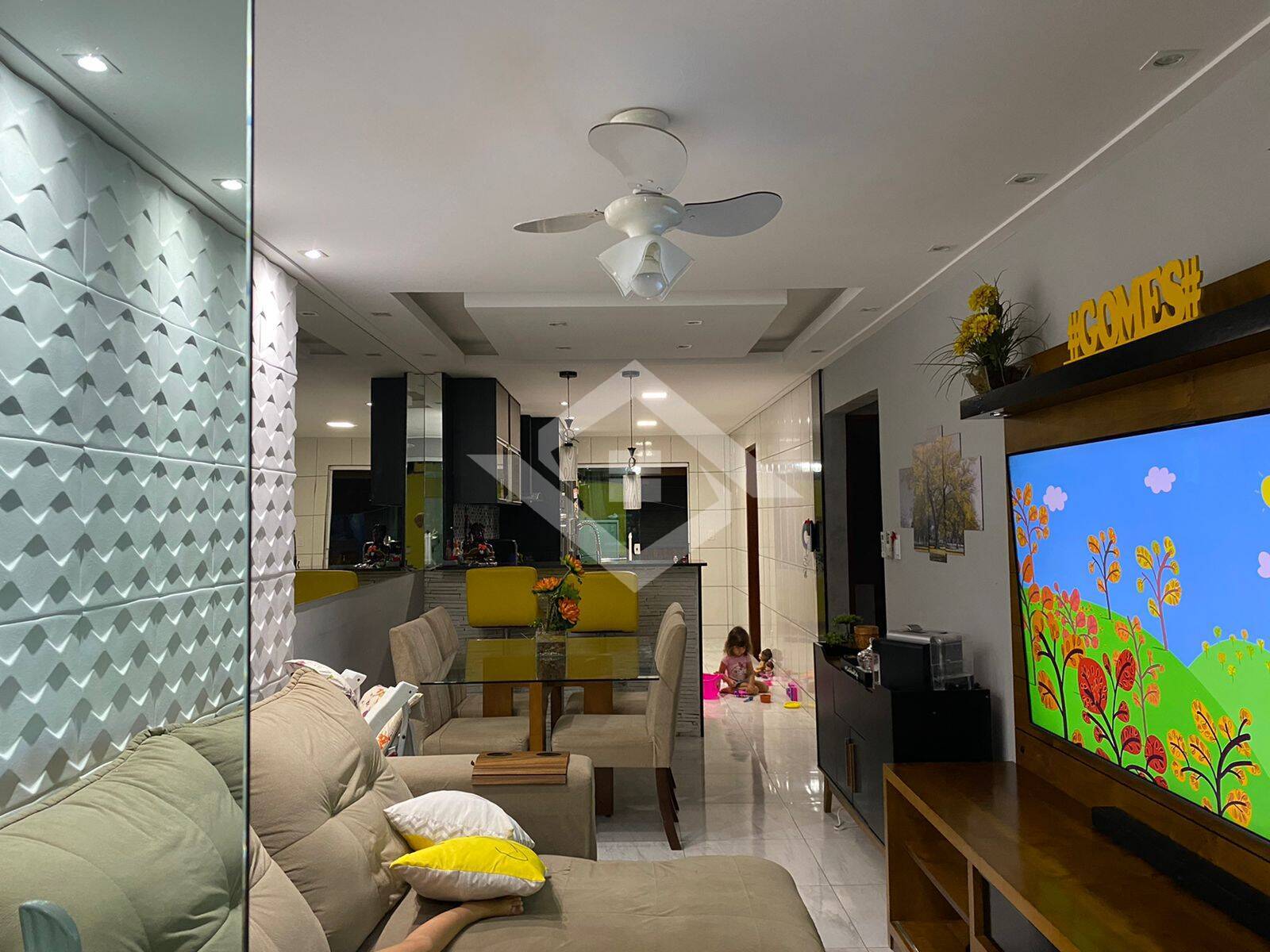 Casa à venda com 5 quartos, 180m² - Foto 10