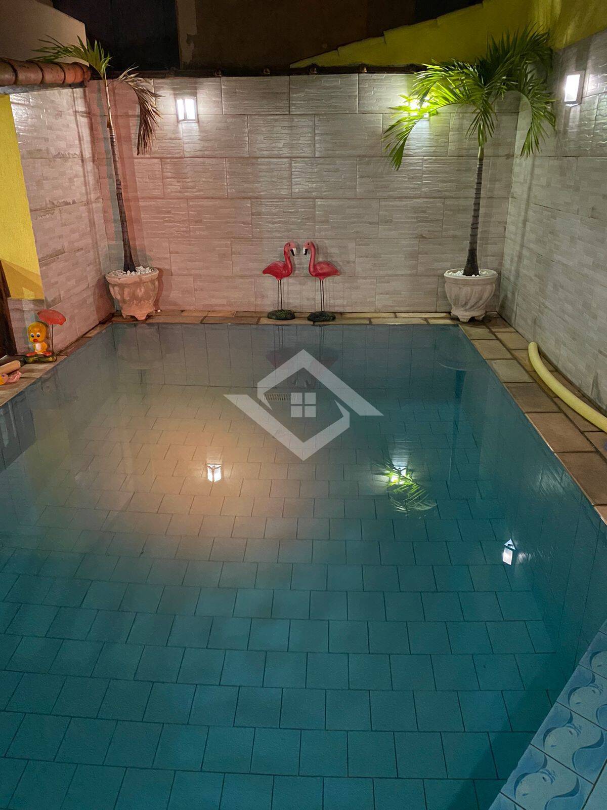 Casa à venda com 5 quartos, 180m² - Foto 15