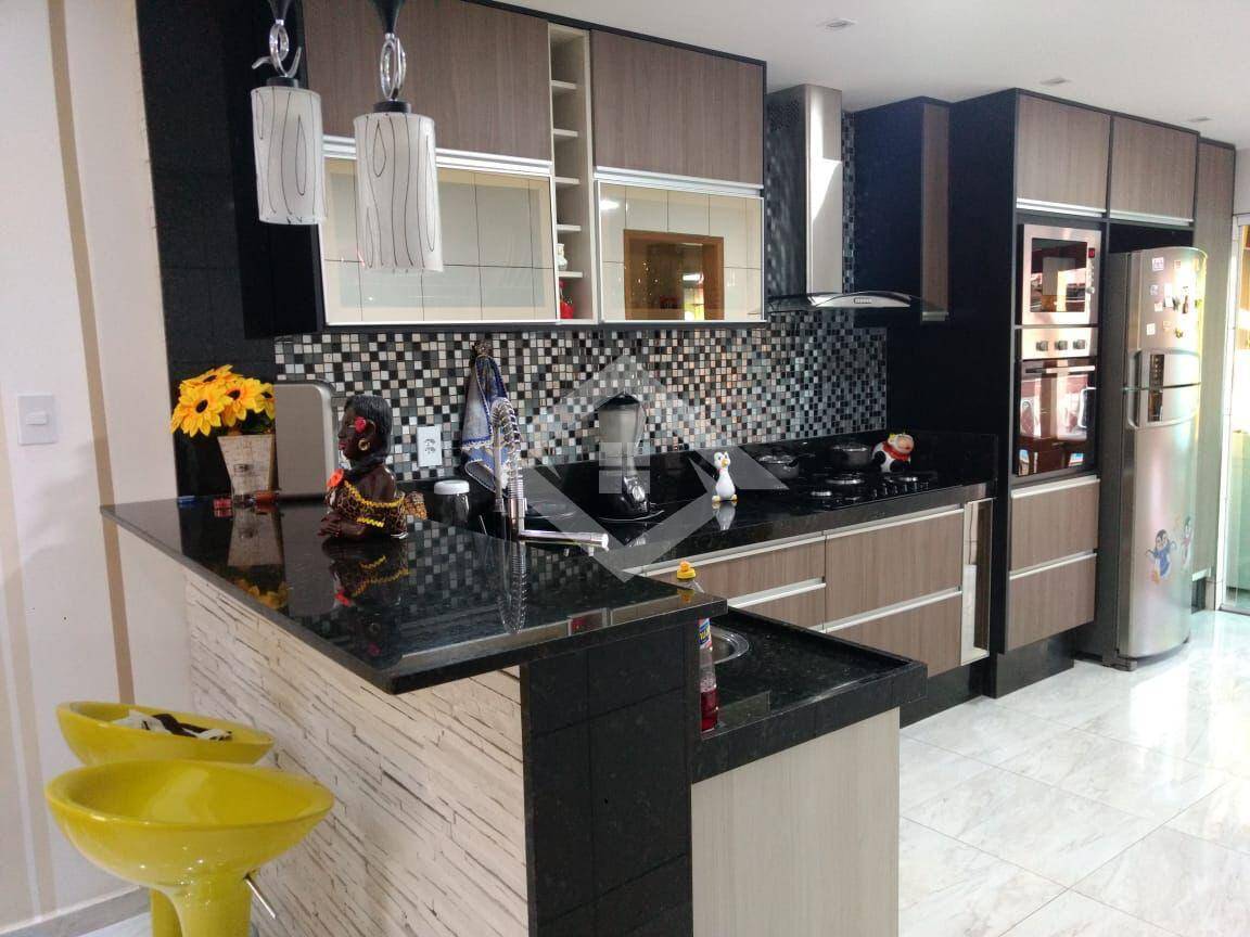 Casa à venda com 5 quartos, 180m² - Foto 20