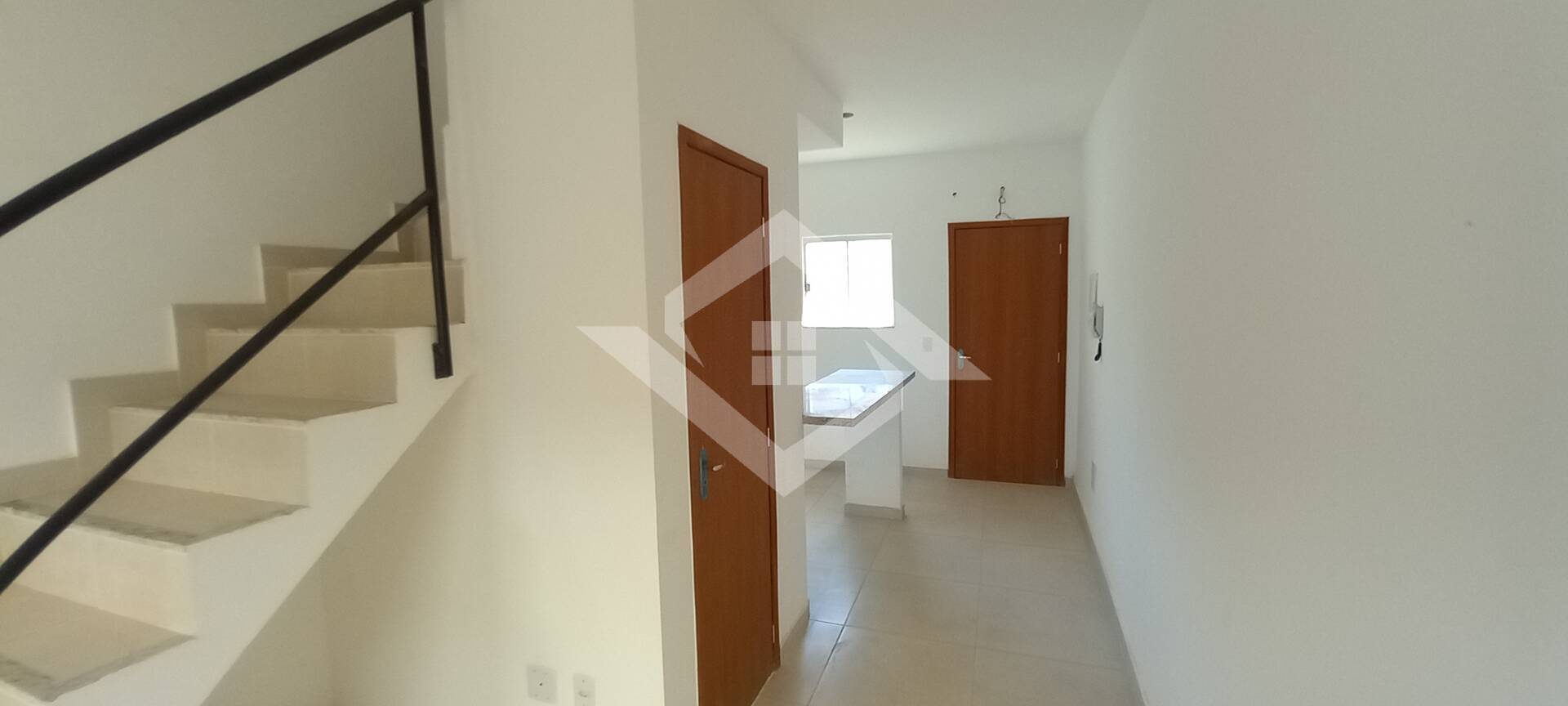 Casa para alugar com 2 quartos, 55m² - Foto 4