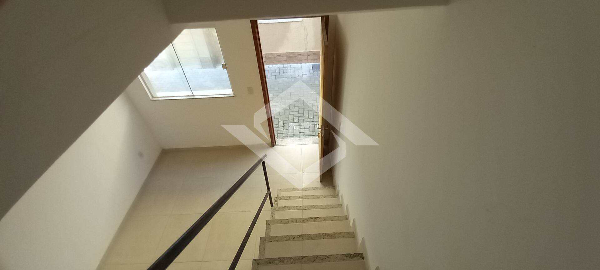 Casa para alugar com 2 quartos, 55m² - Foto 9