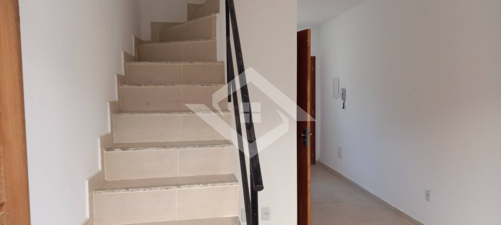 Casa para alugar com 2 quartos, 55m² - Foto 14