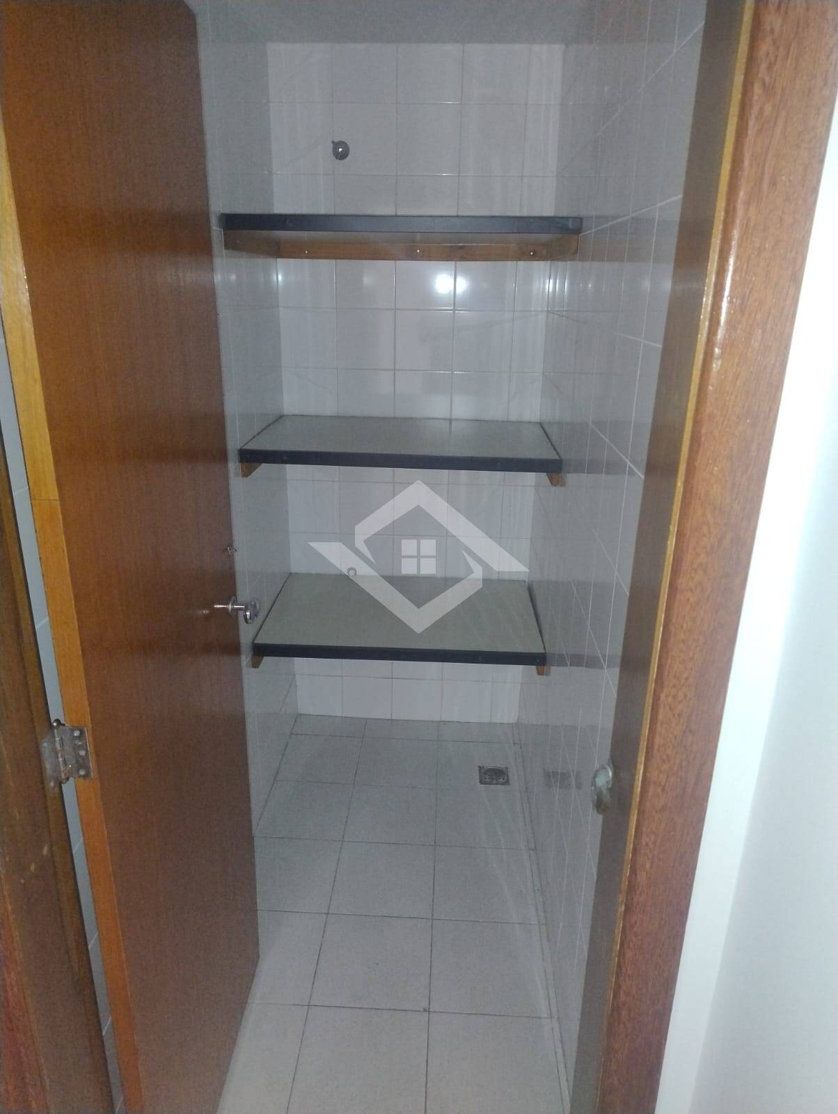 Prédio Inteiro para alugar, 141m² - Foto 4