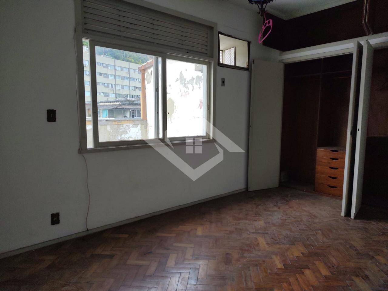 Cobertura à venda com 3 quartos, 200m² - Foto 8