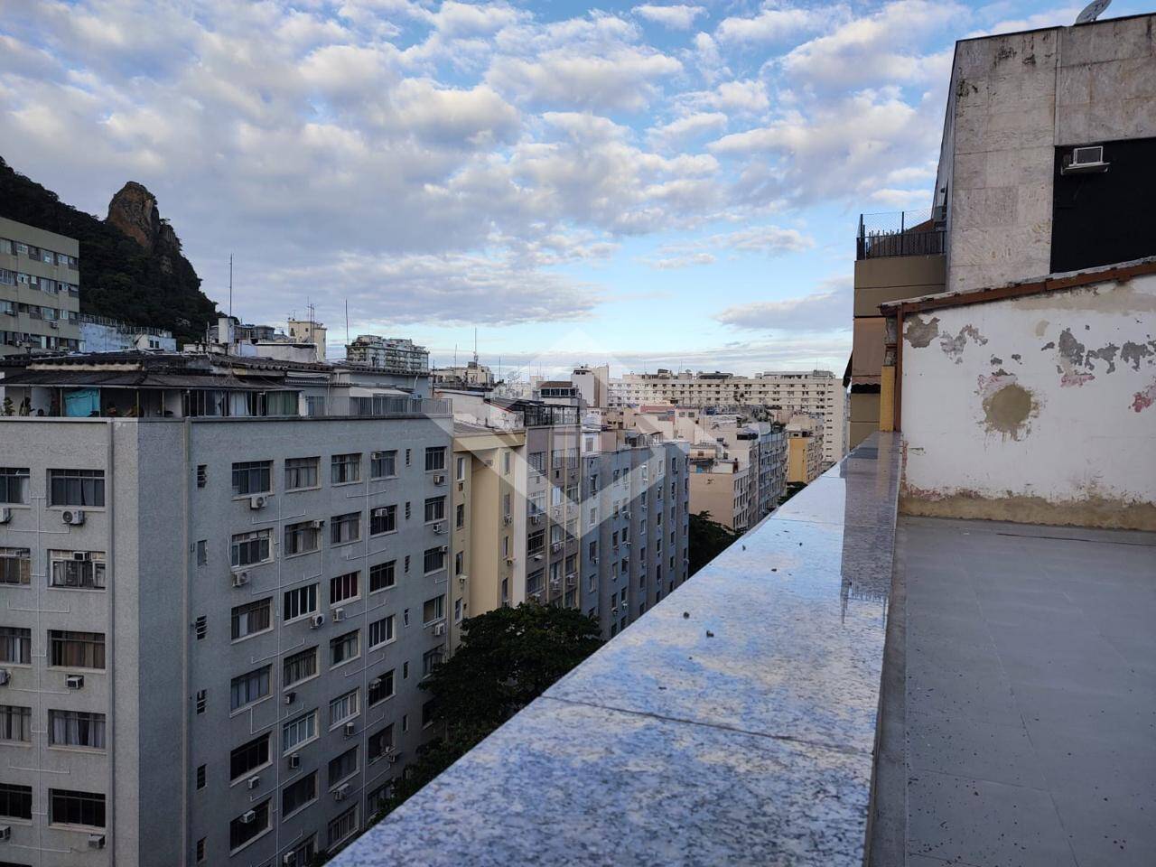 Cobertura à venda com 3 quartos, 200m² - Foto 25