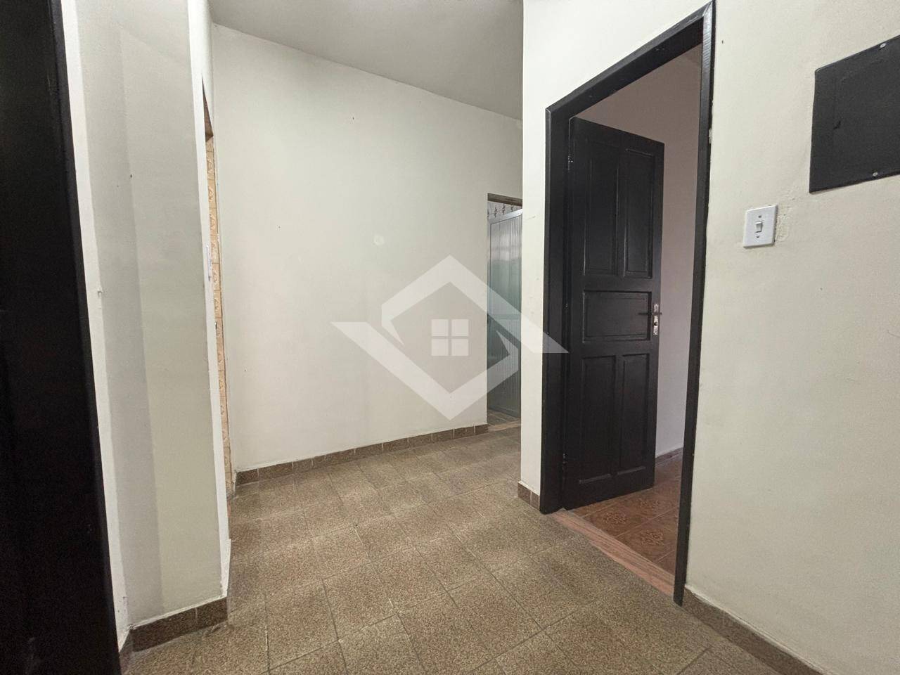 Casa para alugar com 3 quartos, 250m² - Foto 18