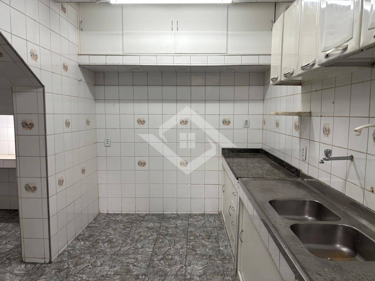 Casa para alugar com 3 quartos, 250m² - Foto 20