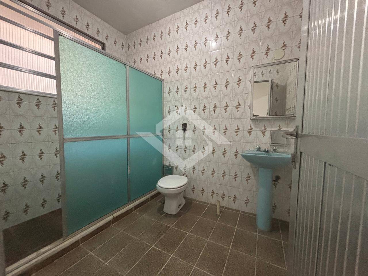 Casa para alugar com 3 quartos, 250m² - Foto 34