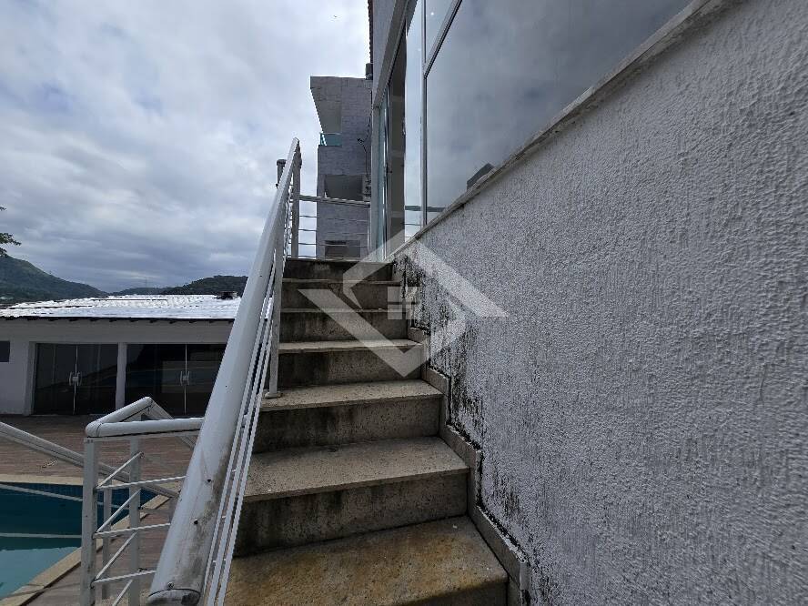 Casa para alugar com 3 quartos, 350m² - Foto 29