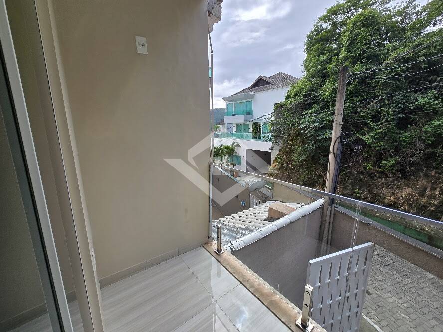 Casa para alugar com 3 quartos, 350m² - Foto 10