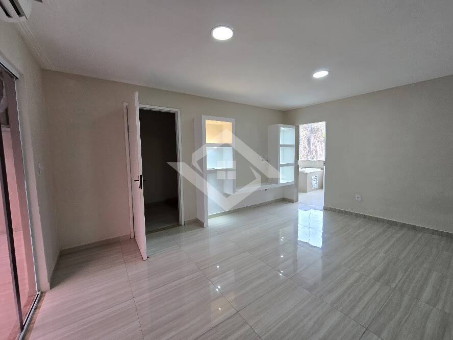 Casa para alugar com 3 quartos, 350m² - Foto 20