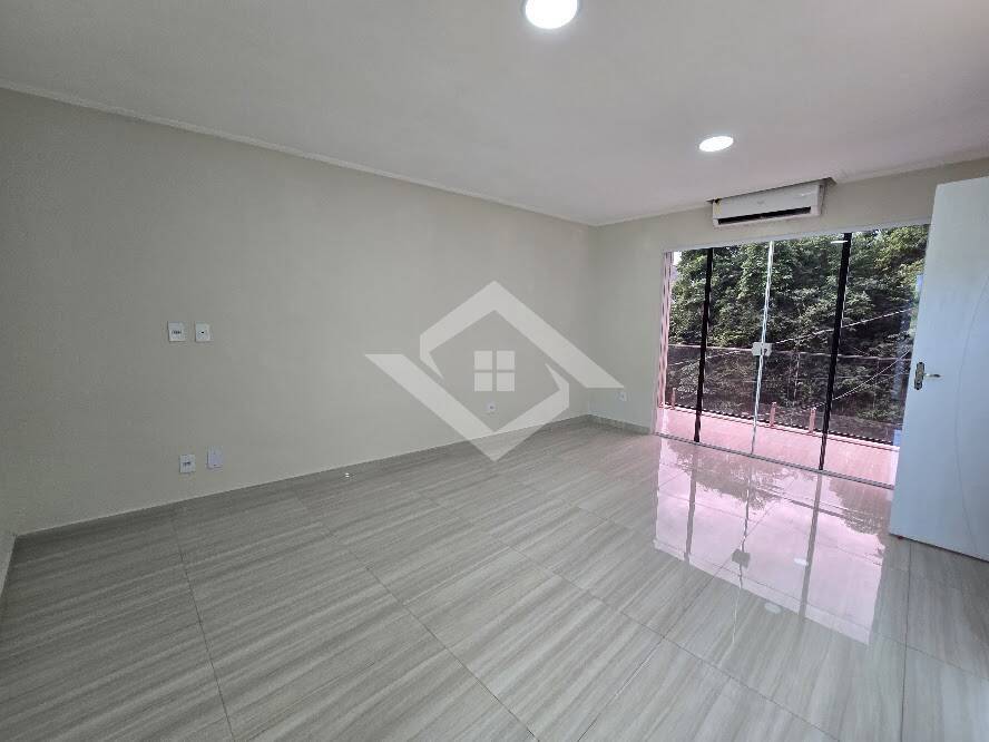 Casa para alugar com 3 quartos, 350m² - Foto 19