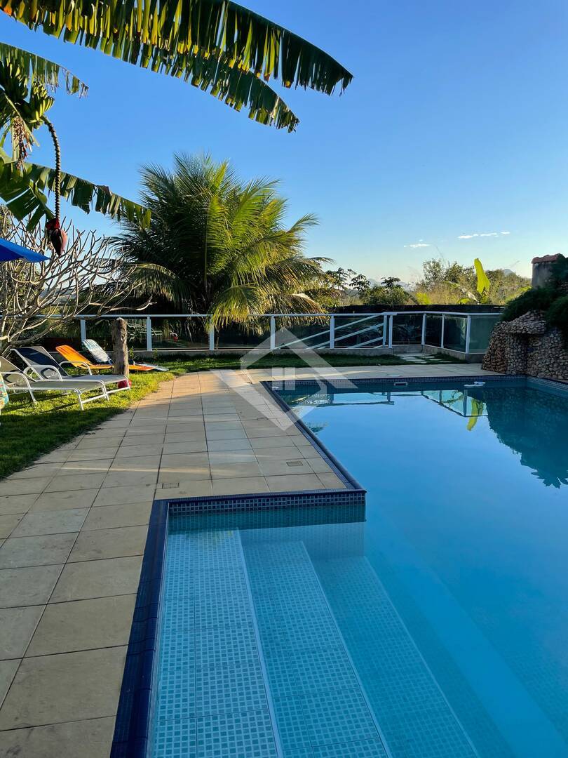 Casa à venda e aluguel com 7 quartos, 2300m² - Foto 15