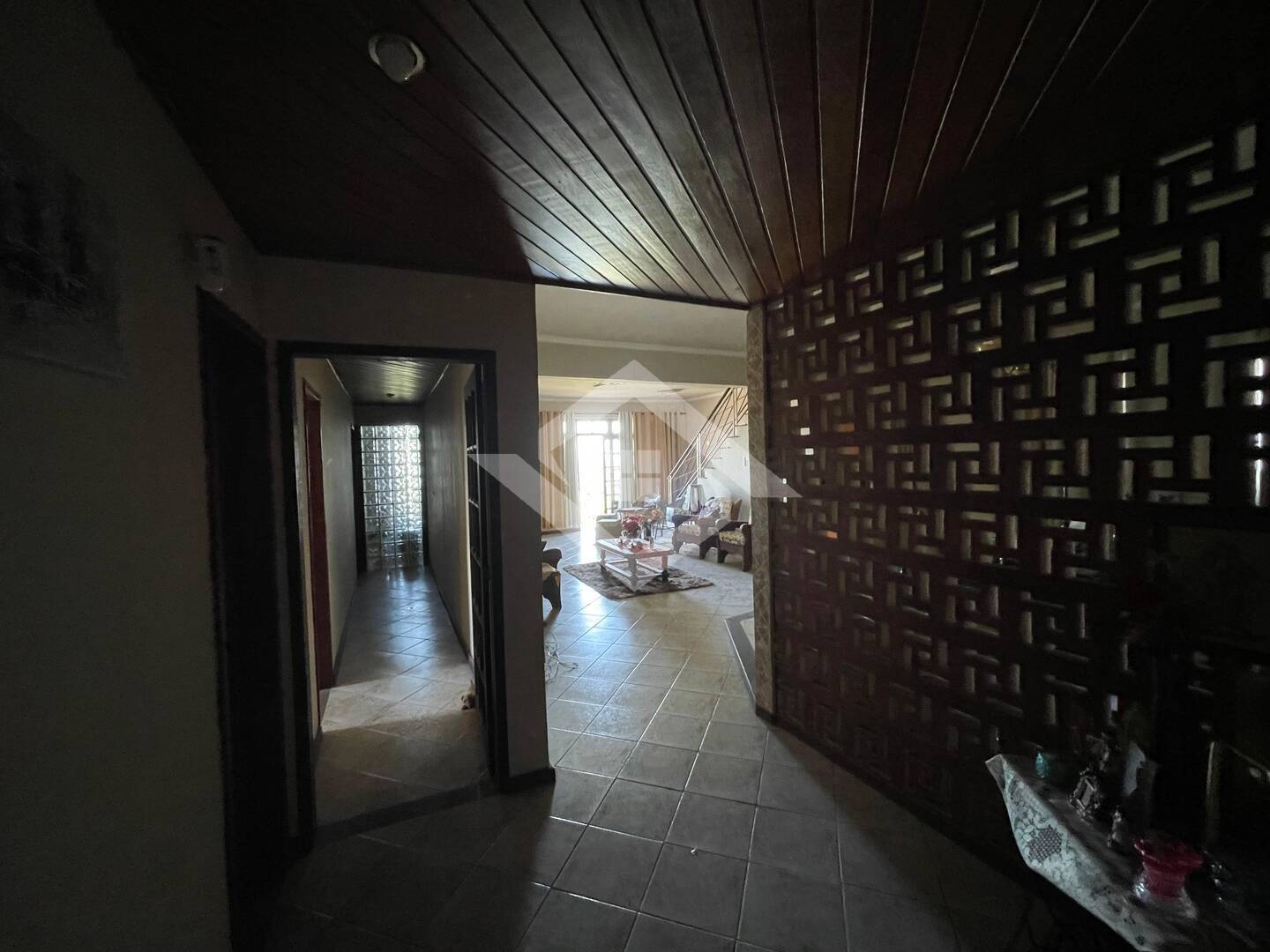 Casa à venda e aluguel com 7 quartos, 2300m² - Foto 23