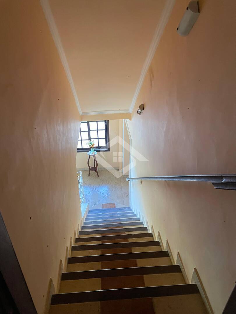 Casa à venda e aluguel com 7 quartos, 2300m² - Foto 26