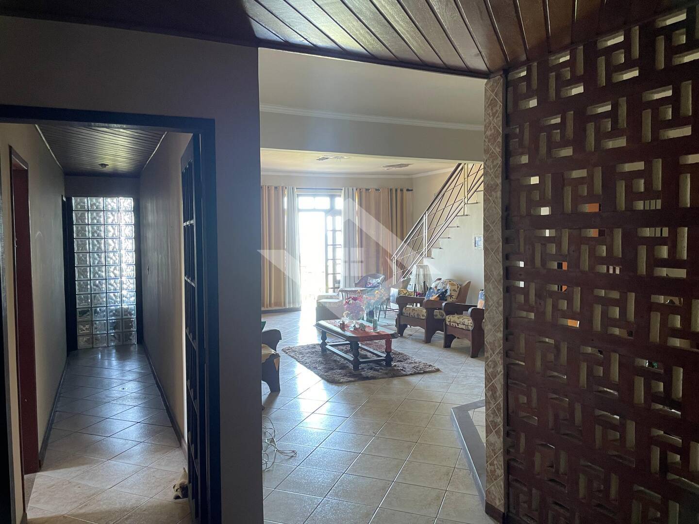 Casa à venda e aluguel com 7 quartos, 2300m² - Foto 27