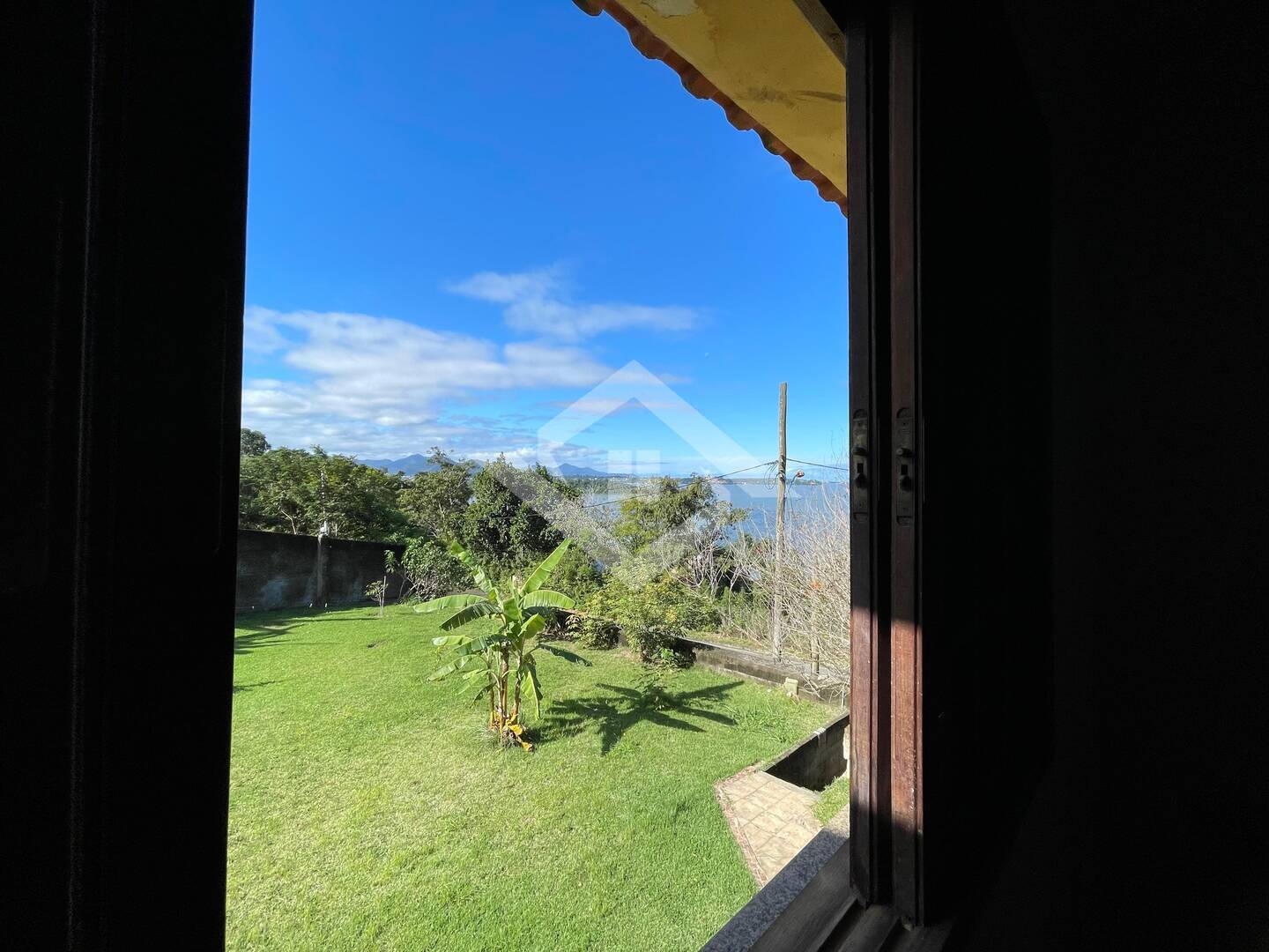 Casa à venda e aluguel com 7 quartos, 2300m² - Foto 31