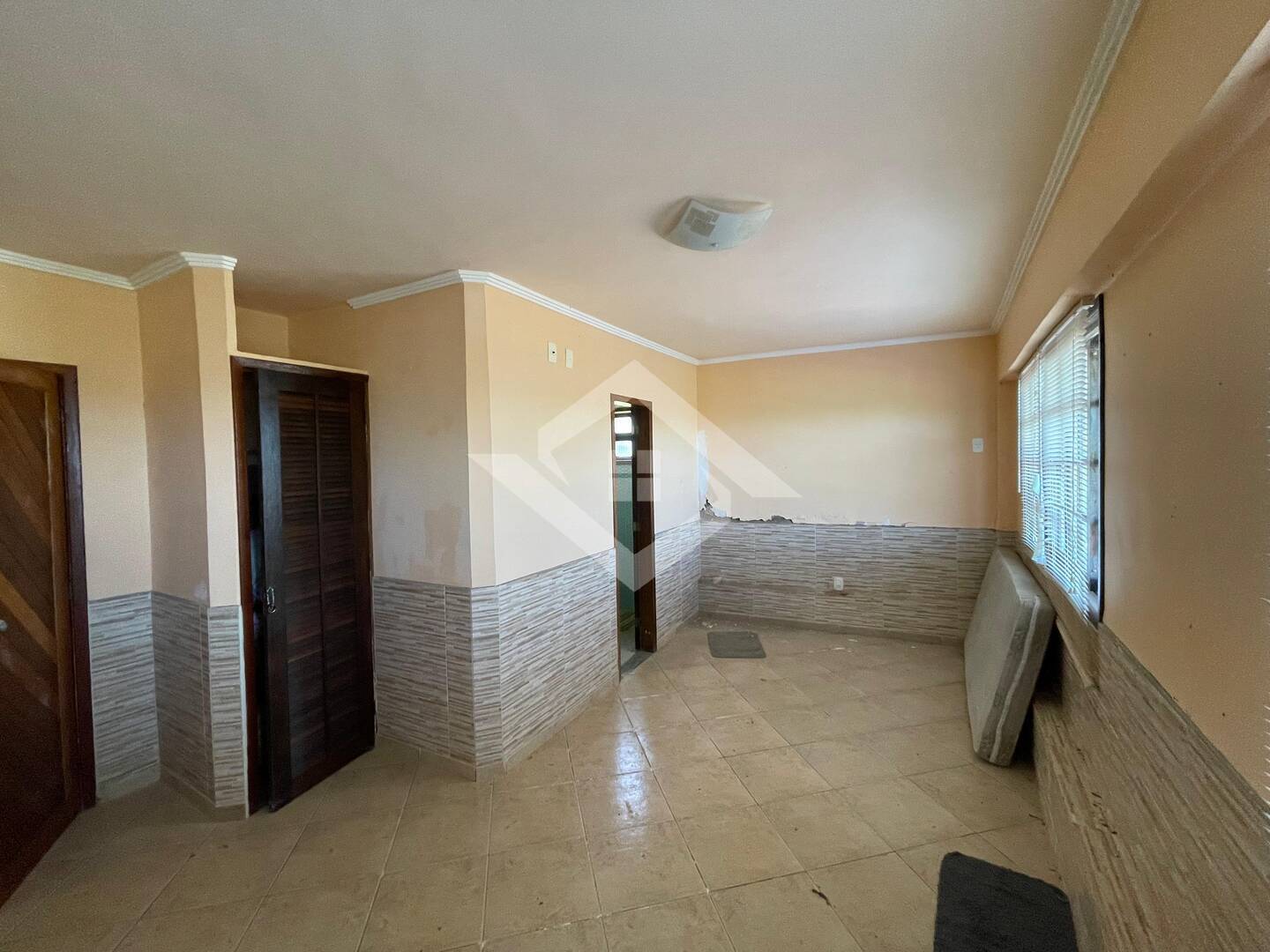 Casa à venda e aluguel com 7 quartos, 2300m² - Foto 32