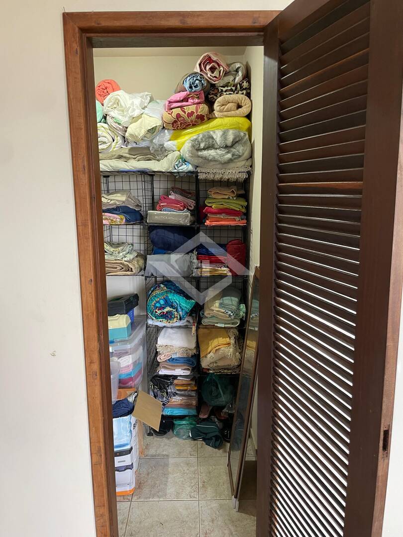 Casa à venda e aluguel com 7 quartos, 2300m² - Foto 40