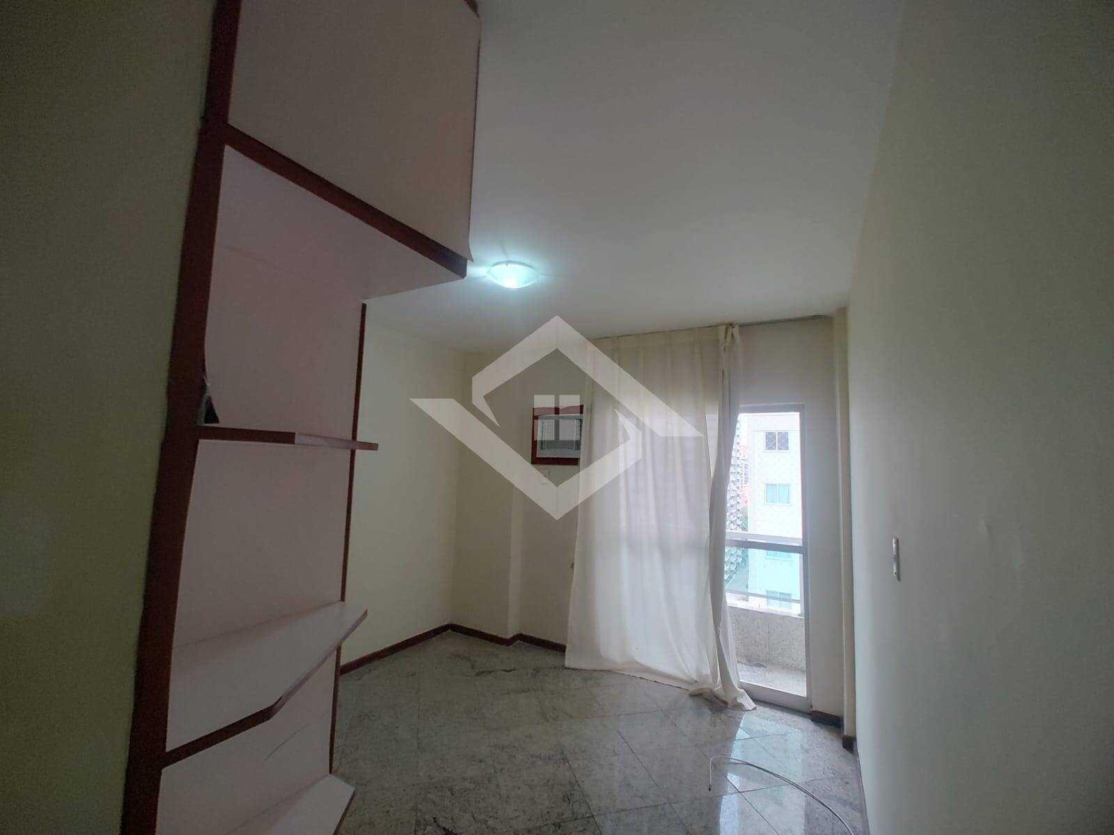 Apartamento para alugar com 2 quartos, 77m² - Foto 10