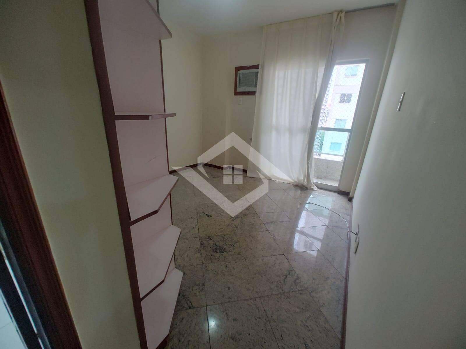 Apartamento para alugar com 2 quartos, 77m² - Foto 7