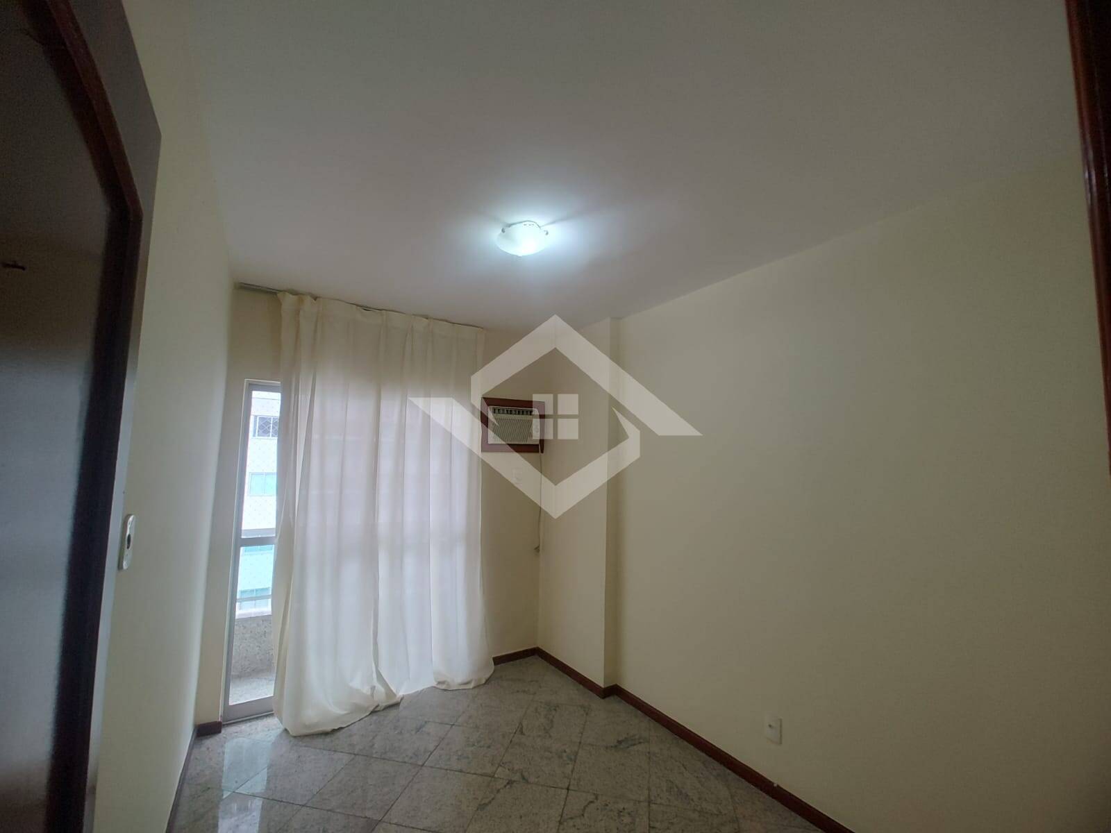 Apartamento para alugar com 2 quartos, 77m² - Foto 12