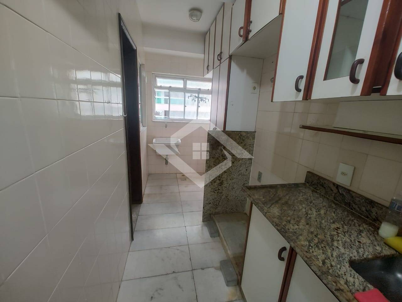 Apartamento para alugar com 2 quartos, 77m² - Foto 26