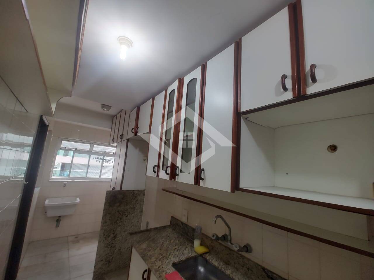 Apartamento para alugar com 2 quartos, 77m² - Foto 30