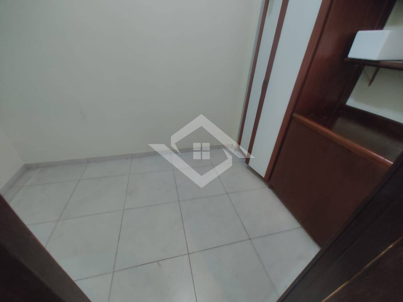 Apartamento para alugar com 2 quartos, 77m² - Foto 33