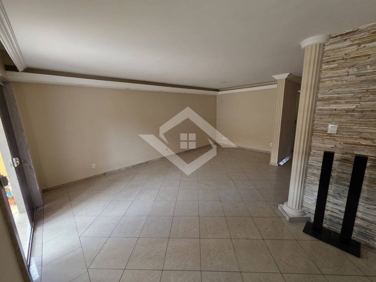 Casa, 3 quartos, 280 m² - Foto 3