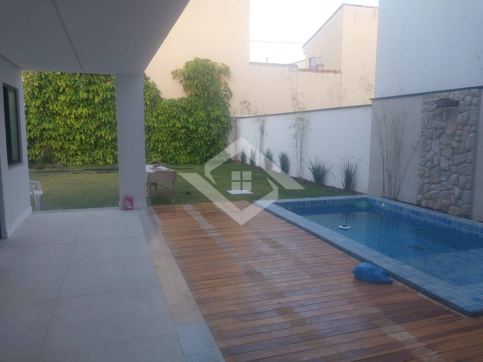 Casa de Condomínio à venda com 4 quartos, 220m² - Foto 16