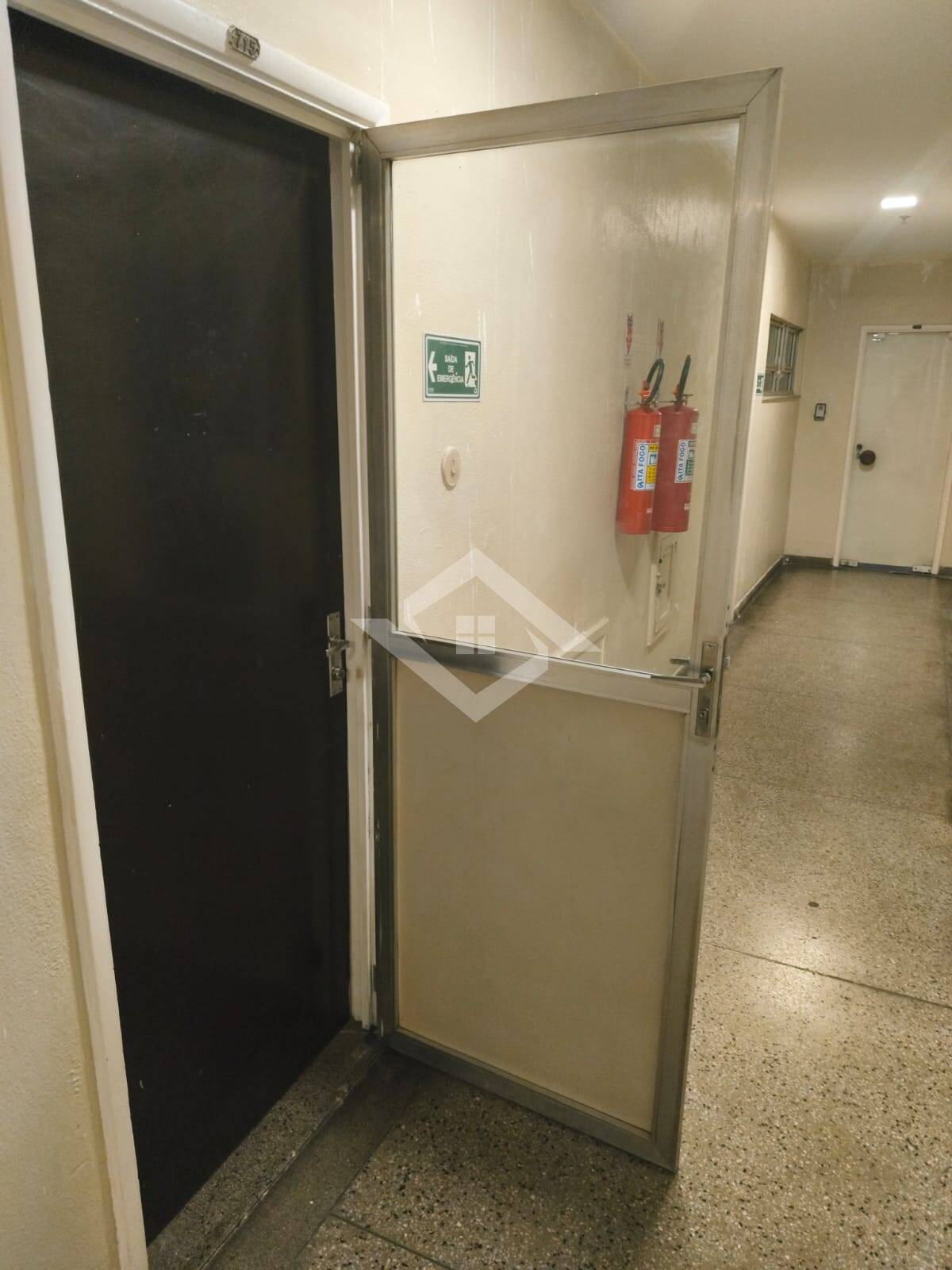 Prédio Inteiro à venda e aluguel, 30m² - Foto 11