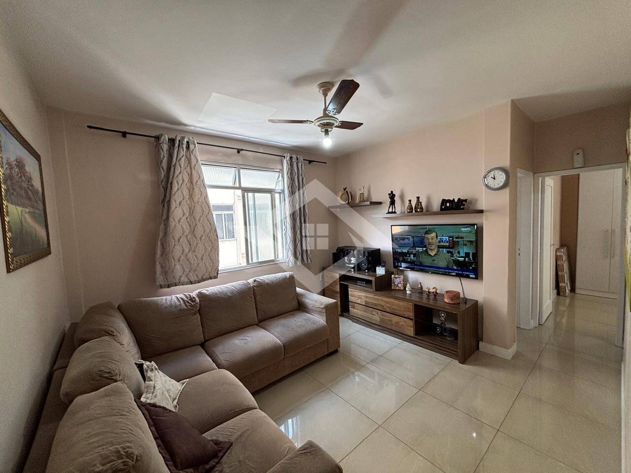 Apartamento à venda com 2 quartos, 60m² - Foto 4
