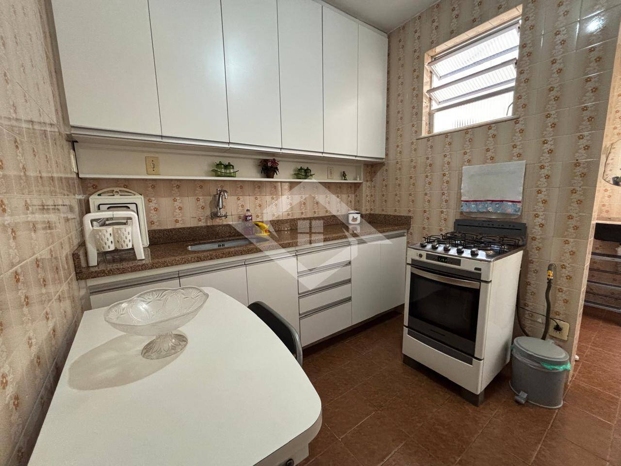 Apartamento à venda com 2 quartos, 60m² - Foto 6