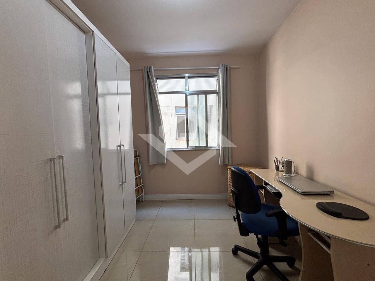 Apartamento à venda com 2 quartos, 60m² - Foto 15