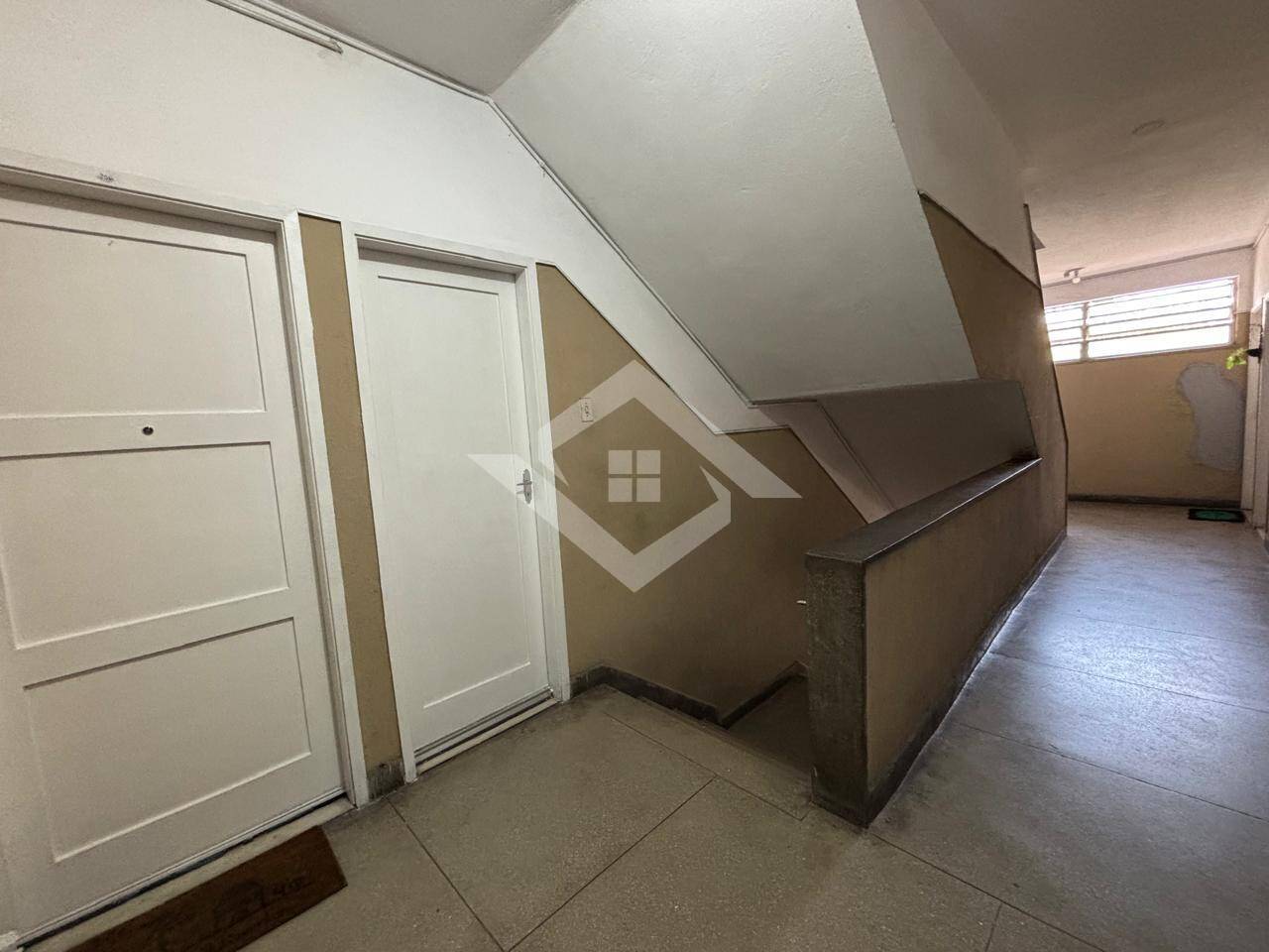 Apartamento à venda com 2 quartos, 60m² - Foto 22