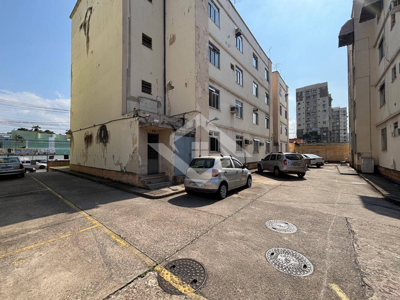 Apartamento à venda com 2 quartos, 60m² - Foto 23