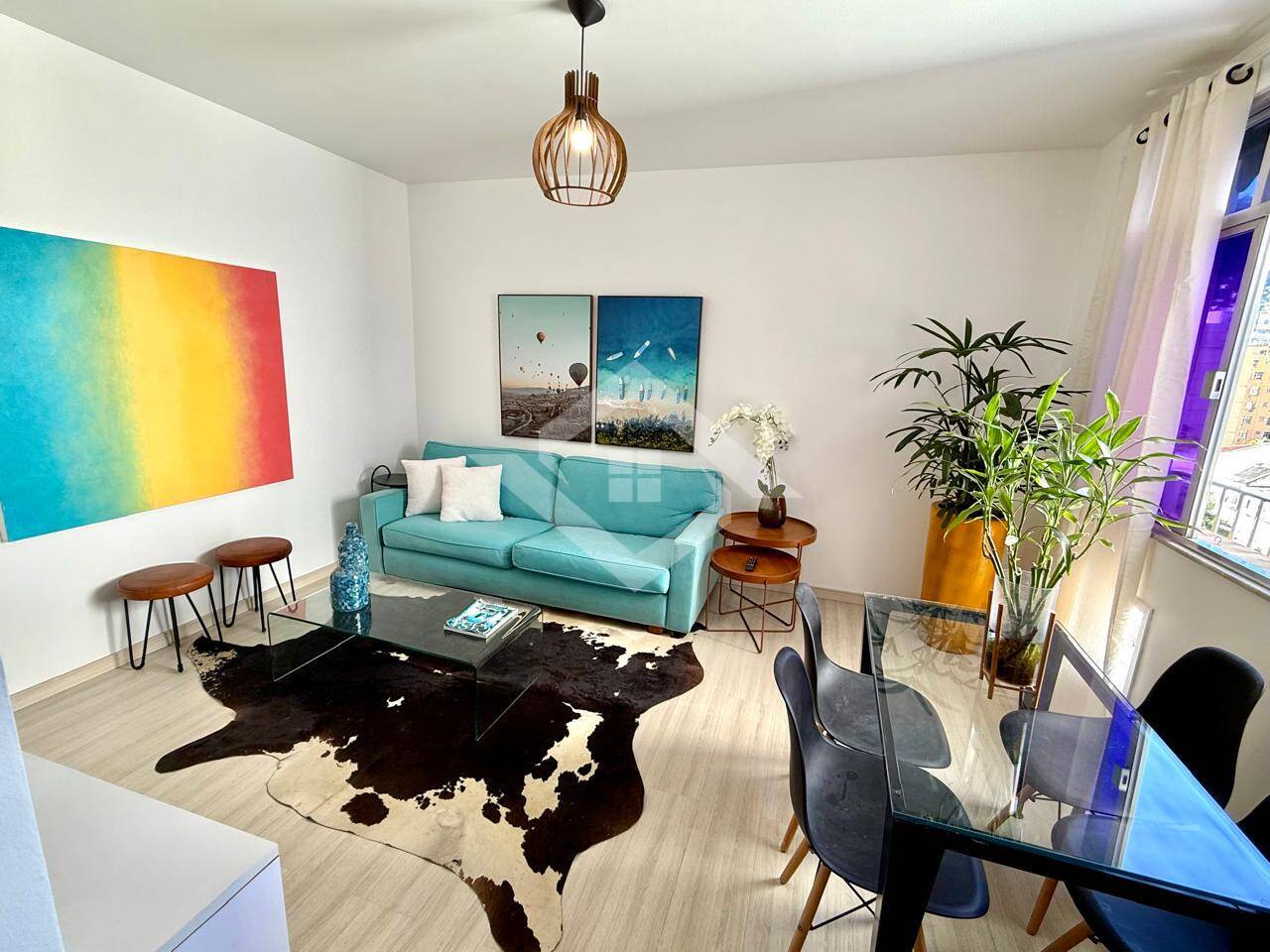 Apartamento para alugar com 2 quartos, 75m² - Foto 4