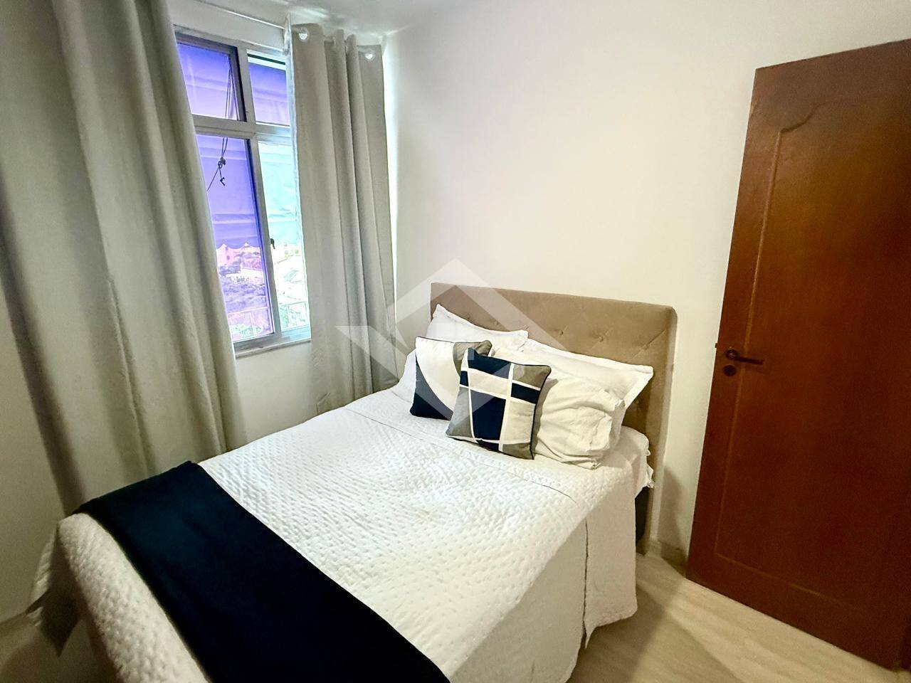 Apartamento para alugar com 2 quartos, 75m² - Foto 7