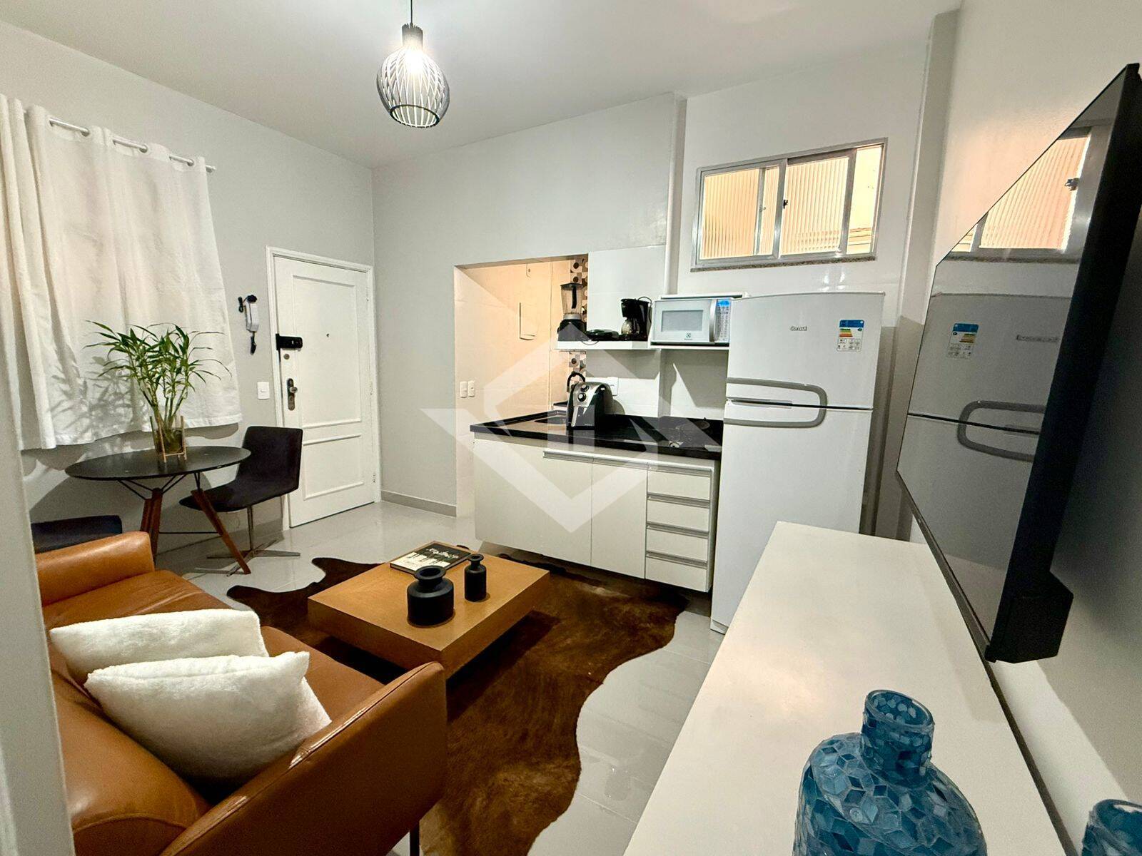 Apartamento para alugar com 1 quarto, 52m² - Foto 5